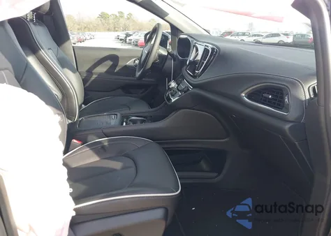 2026 Chrysler Pacifica Limited z USA, uszkodzony, nr VIN 2C4RC1GG4TR193688